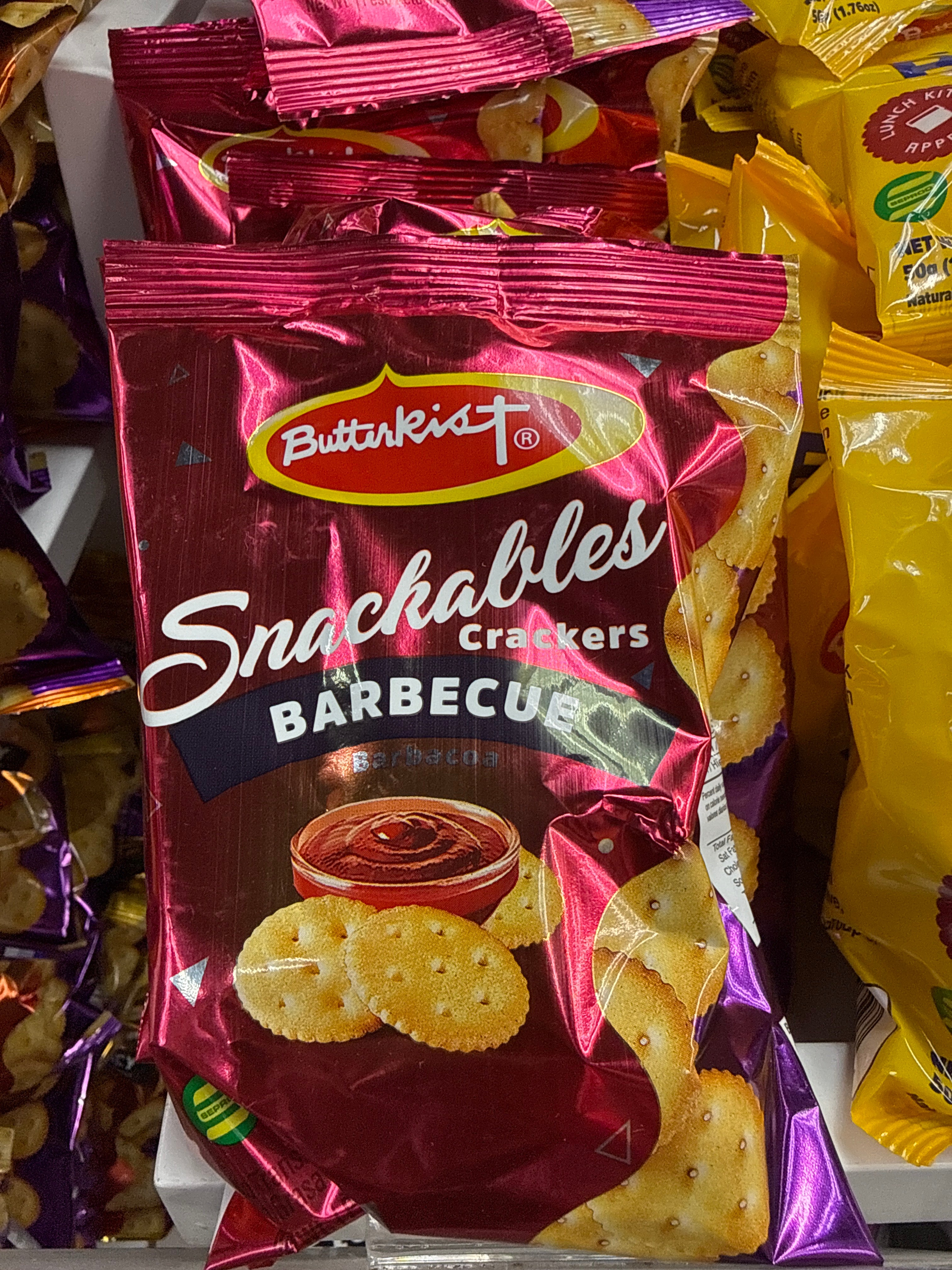 BUTTERKIST SNACKABLES BBQ CRACKERS 45G