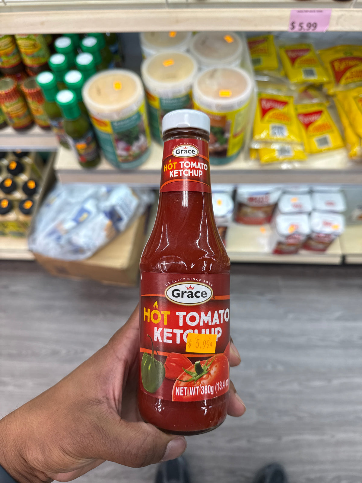 GRACE HOT TOMATO KETCHUP 400ML